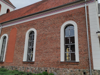 Wymiana okien w kościele